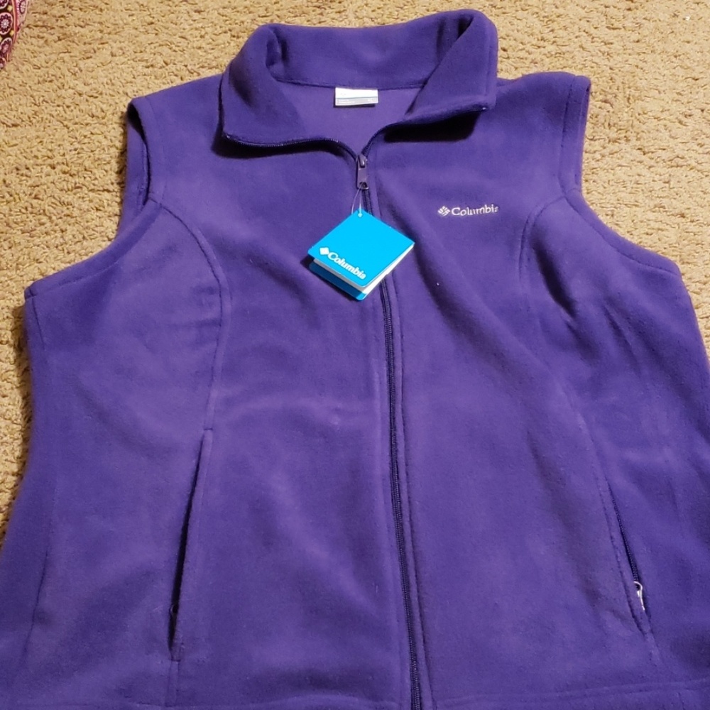 Columbia fleece vest